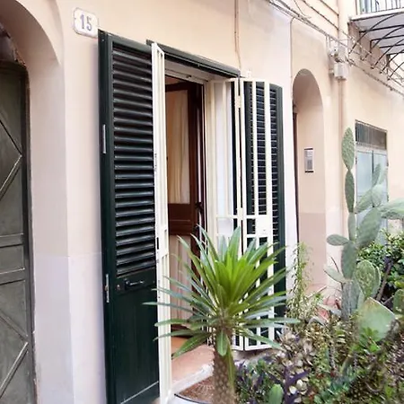 Apartment Casa Vacanze Alla Kalsa